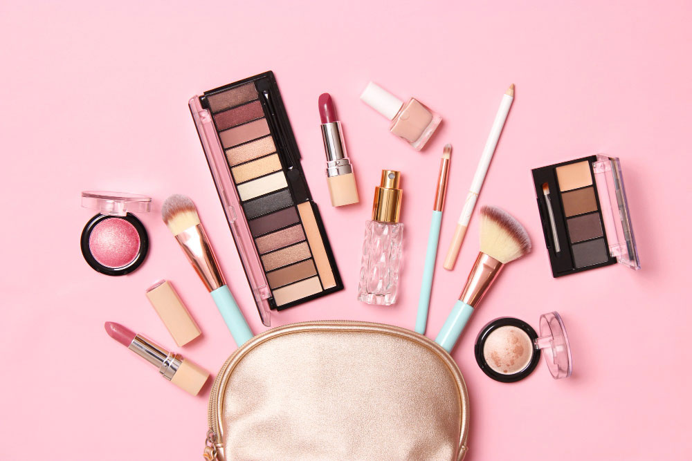 Make Up
